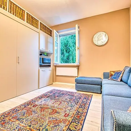Ca'beneca, Bilo Fronte Lago In Centro!free Parking Apartment *