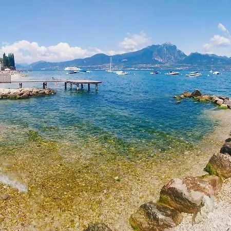 Apartament Ca'beneca, Bilo Fronte In Centro!free Parking Torri Del Benaco